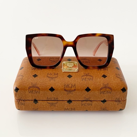 Authentic mcm brand new - Picture 5 of 9